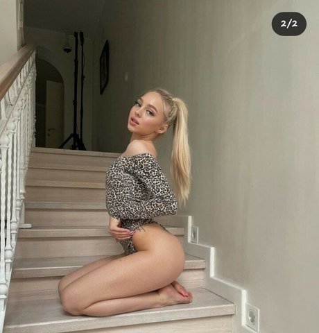 Grishkonel top model photo