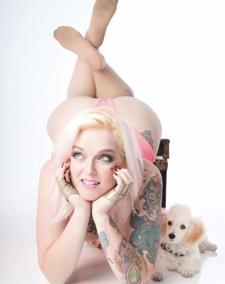 Gothicsushii pretty pornstar pictures
