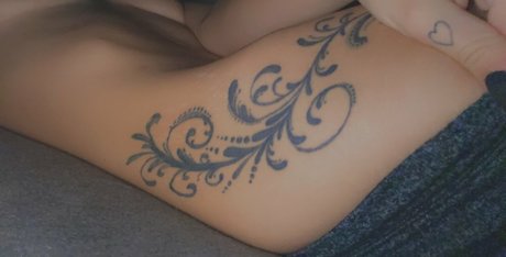 Nikkitightlines porn model picture