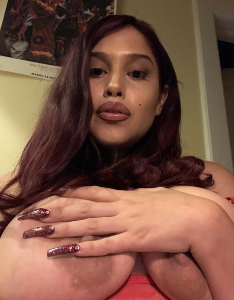 LaMoneyDiosa free pornstar gallery