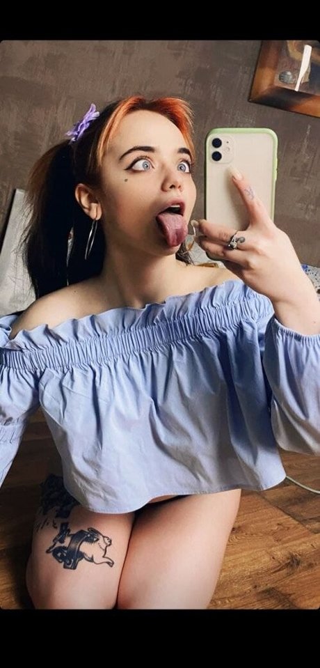 Bony Vulfert free model pic