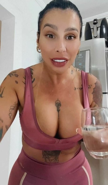 fe lemes  erotic actress picture