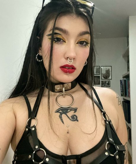 Suzana Fonseca porn model picture