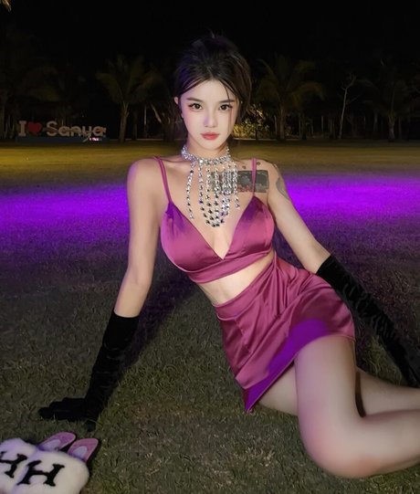 xyyoff model art image
