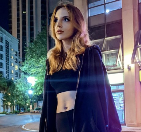 breadwitchery pornstar beautiful pictures