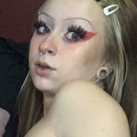 Kittiemaemeow nudes model pic