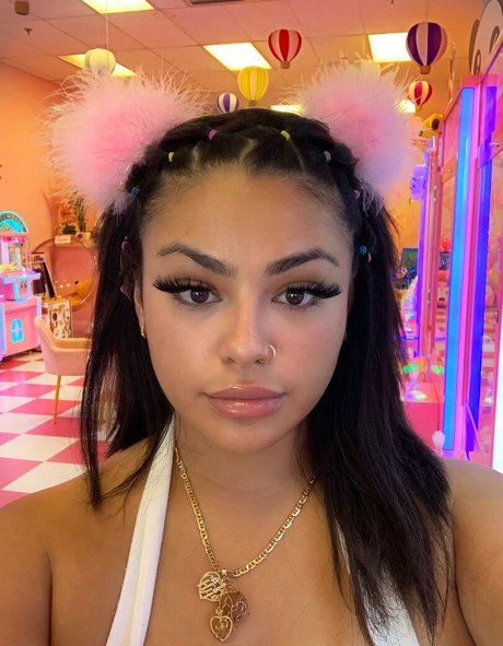 RosalbaNaomi pornstar naked pics