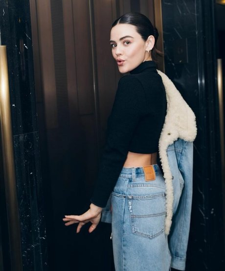 Lucy Hale star nude archive