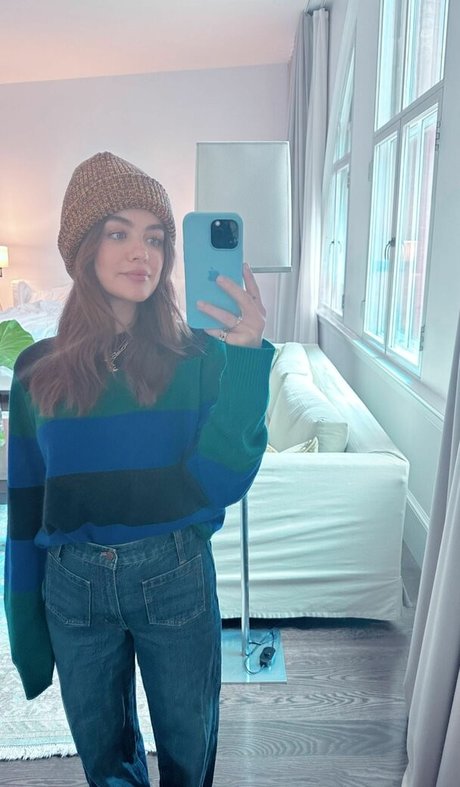 Lucy Hale pornographic model photo
