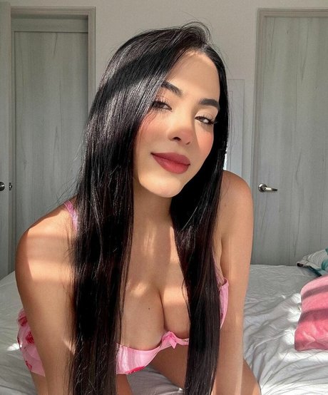 Gemeas Abello exclusive star galleries