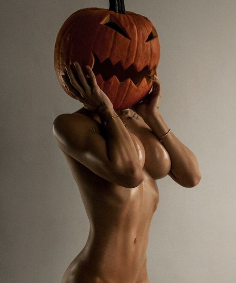 margoricka model art archive