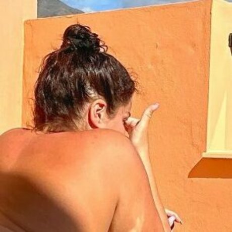 McupErin naked pornstar photos