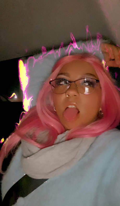 freeblazybrat nudes model photo