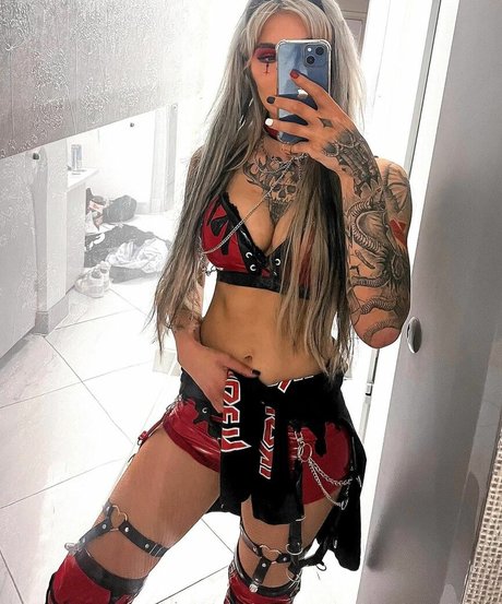 Hannah Taylor art pornstar pic
