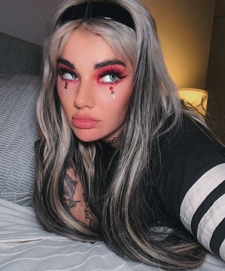 Hannah Taylor star pics