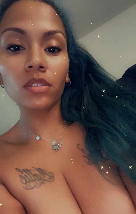 Honey k pretty model pic
