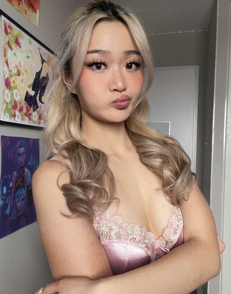 Aznbarbiegf Smuttygf Miseksy pornstar perfect img