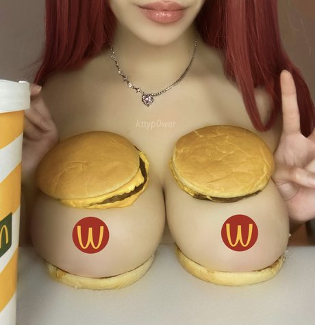 Rubyb Cocainktty naked star image