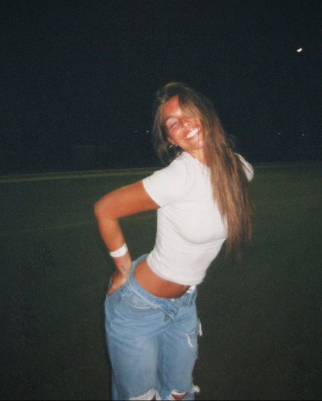 Jordan Beckham exclusive star photo