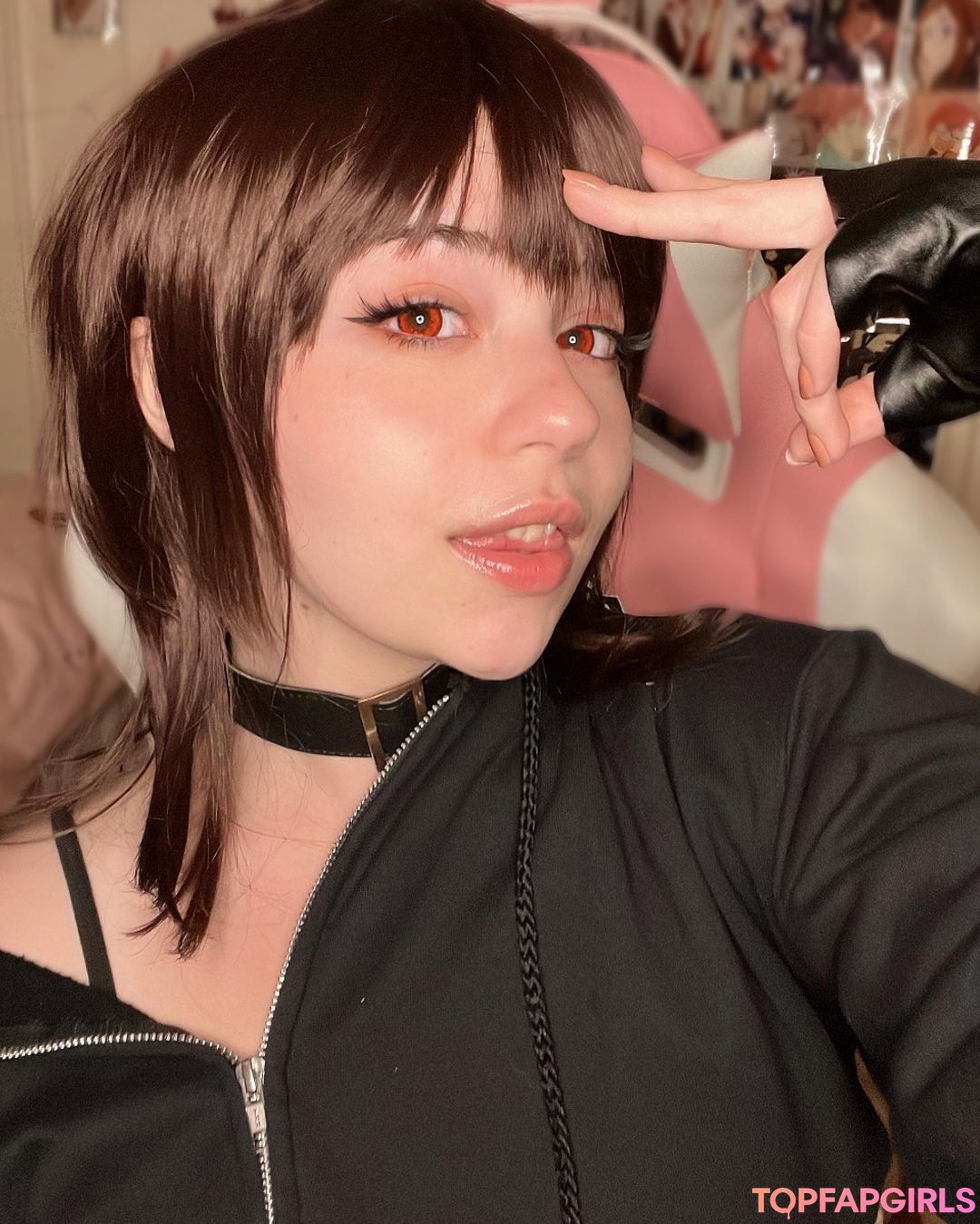 Sugashi nudes model photo