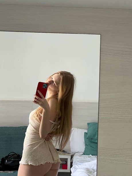Vlada Dobryak model naked image