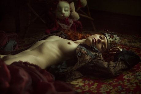 Marta Gromova beautiful pornstar archive