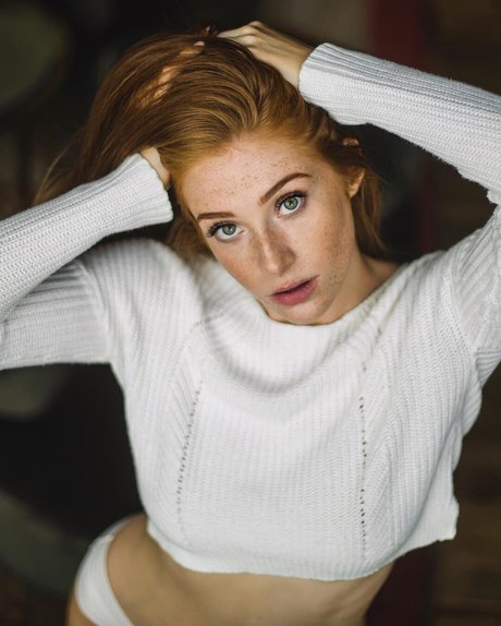 Madeline Ford art model img