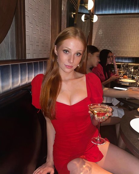 Madeline Ford star beautiful pictures