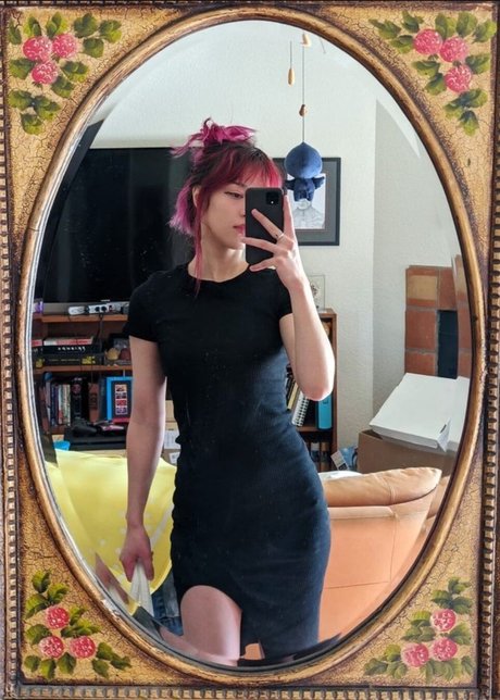 Queentofu sexy model images