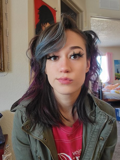 Queentofu art pornstar picture