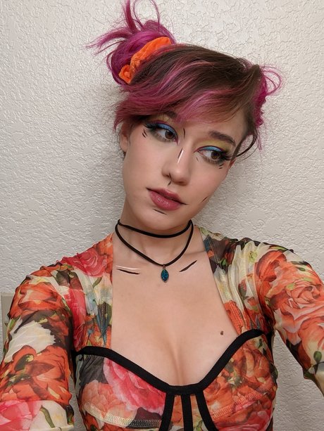 Queentofu pornstar exclusive photos