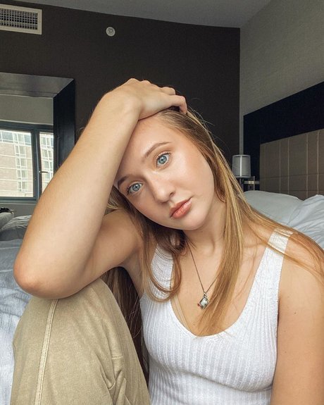 Jordan Burton pornstar exclusive gallery