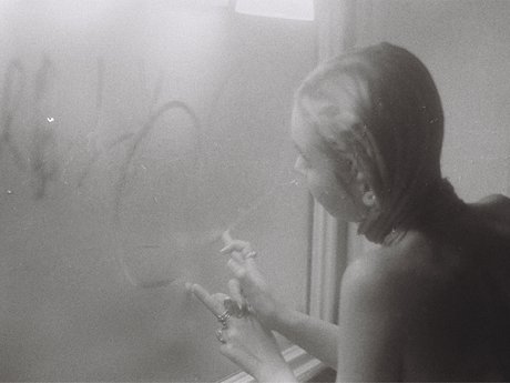 Kelly Lauren naked star picture
