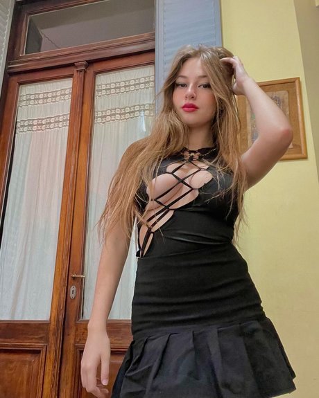 Mariela Vicenzi free actress pic