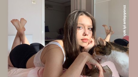 Sinem Ozgur star nudes pictures