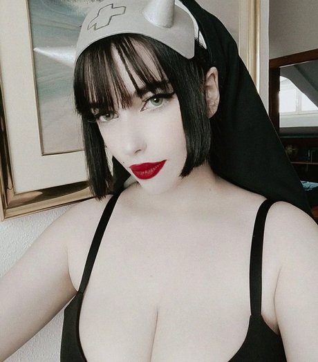 Jyuna naked star pics