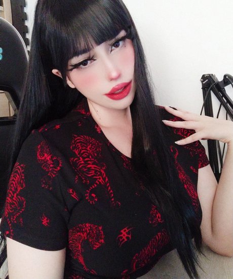 Jyuna beautiful pornstar pics