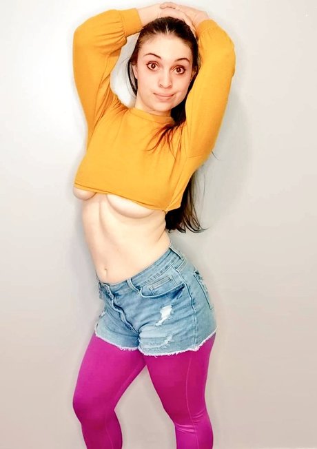 Titsmintsalad hot actress photo