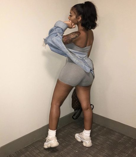 Ashley Burgos pornstar sexy pic