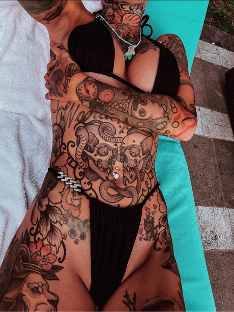 Bantikboy  hot pornstar galleries