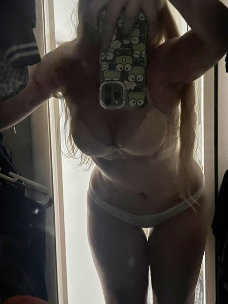 extreme onlyfans top picture