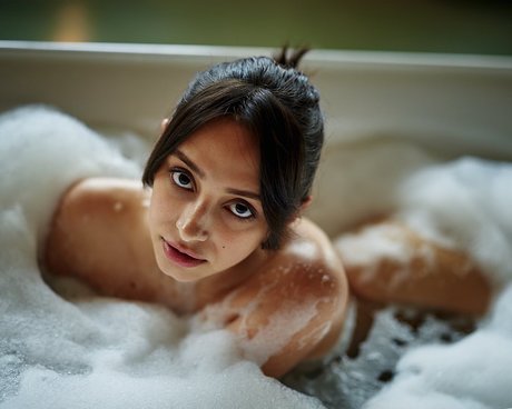Olivia Linz exclusive pornstar picture