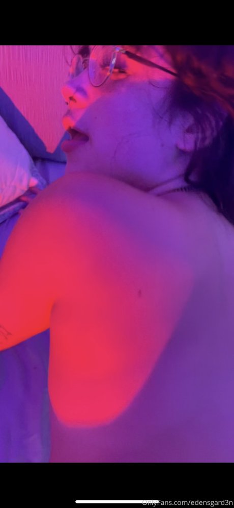 Sativashortie model exclusive pics