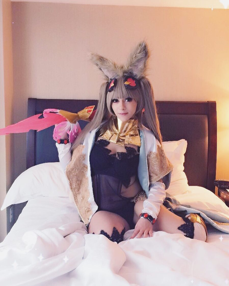 Plushiecos pretty actress photos