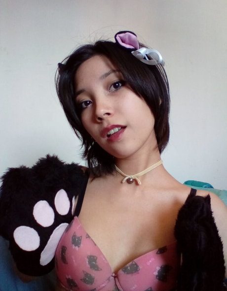 Yuka Neko top actress images
