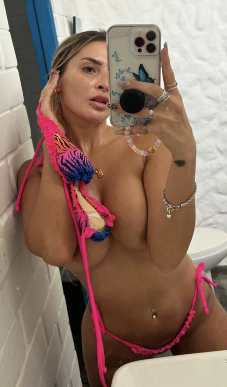 Macarena Gastaldo star porn pics