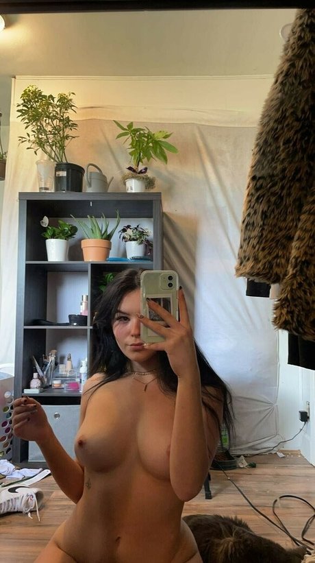 McKenzie LeeAnn sex model picture