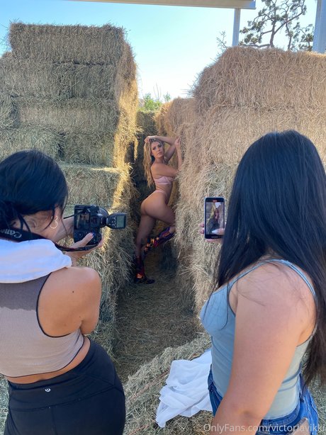 Victoria Larson pornographic actress photo