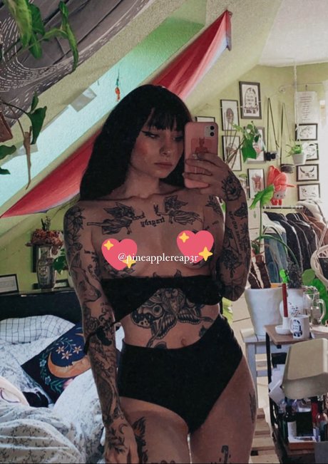 hernamewasloneliness model sex galleries