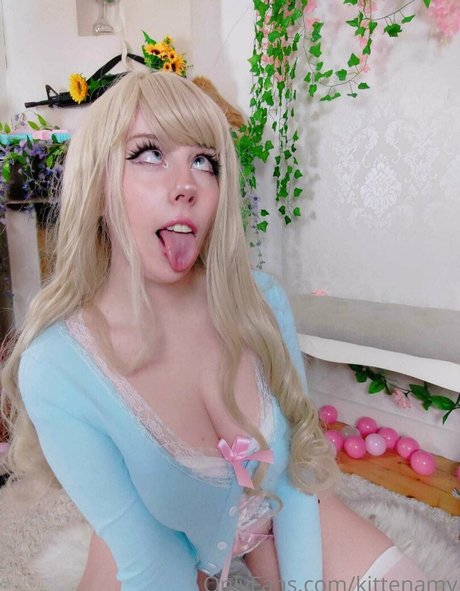 kittenamy model free pics